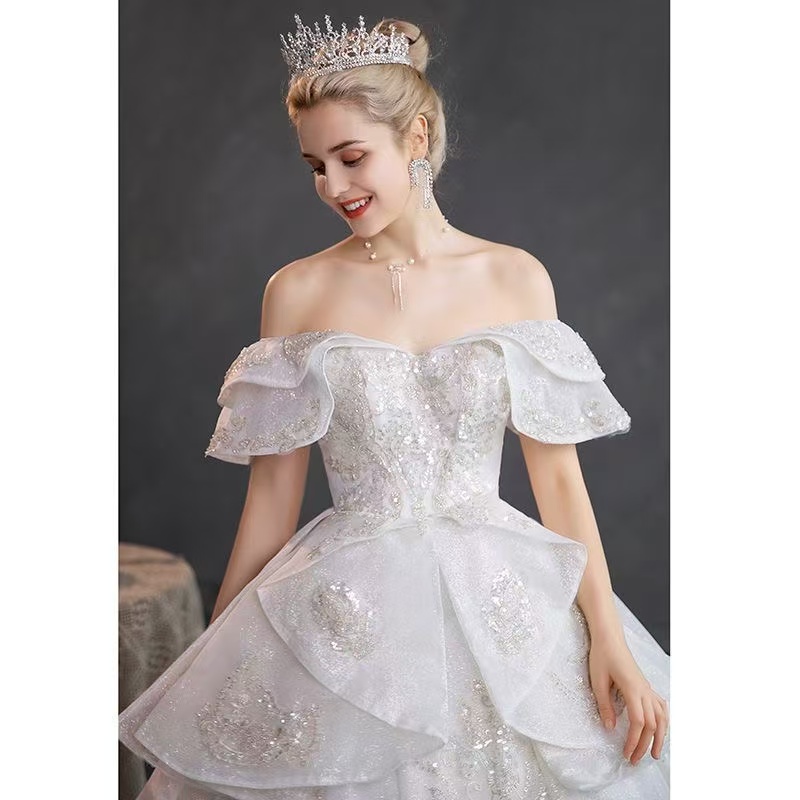 2024新作!欧州宮廷風ウェディングドレス オフショルダー