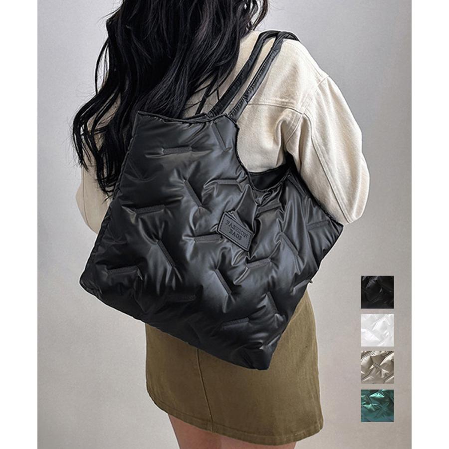 中綿入りナイロントートバッグ大容量鞄軽量