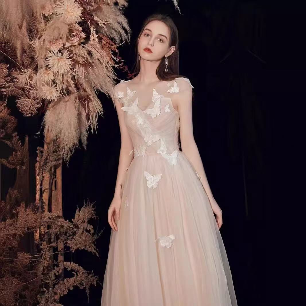 【新品未使用】极美品 ウェディングドレス ノースリーブ